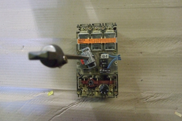 Circuit-breaker-Kloeckner-Moeller-NZMH-4-6